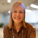 "Charo Valencia, - Psicóloga y periodista" "Retrato ilustrado de Charo Valencia